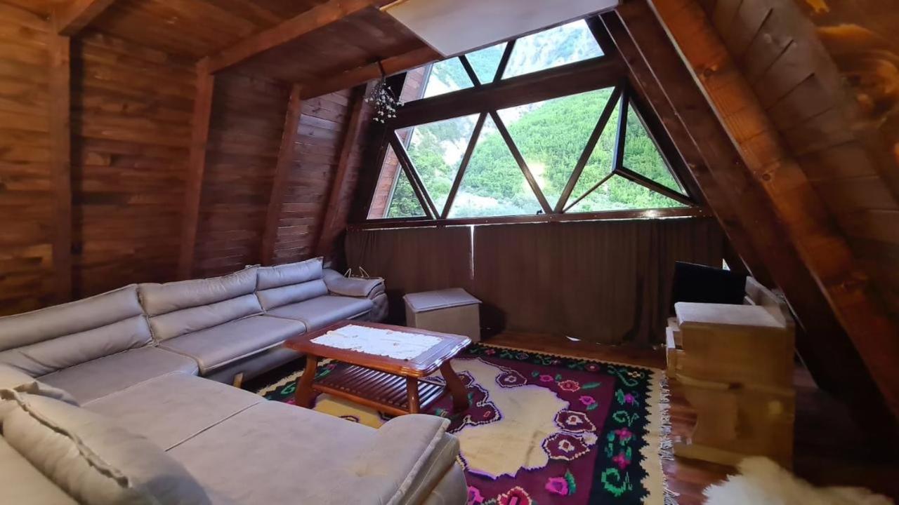 Dibra Park Agrotourism Hotel Peshkopi Bagian luar foto