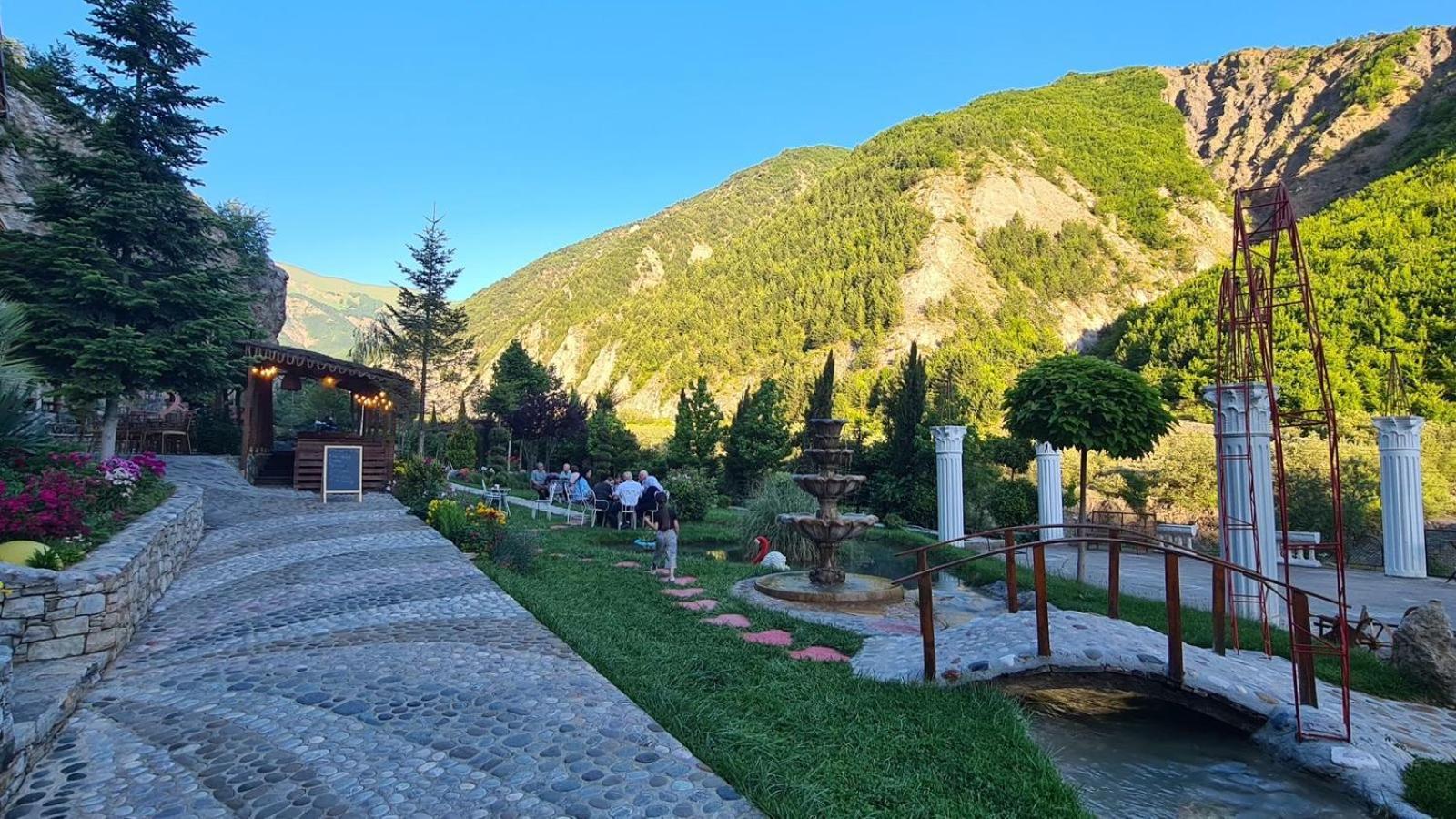Dibra Park Agrotourism Hotel Peshkopi Bagian luar foto